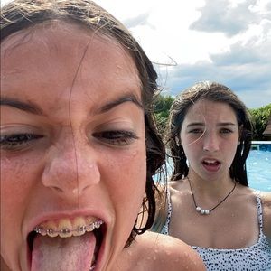 Meet your Posher, Grace